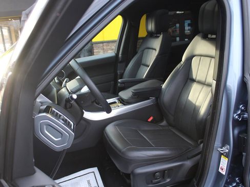 Used 2019 Land Rover Range Rover Sport HSE image 14