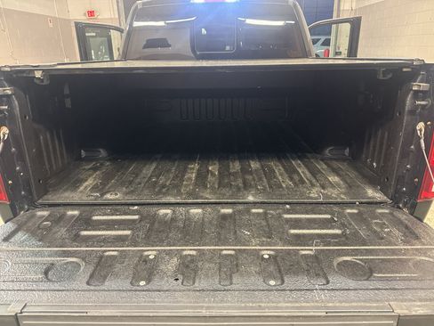 Used 2018 Ford F150 King Ranch w/ Equipment Group 601A Luxury AWD/4WD image 31