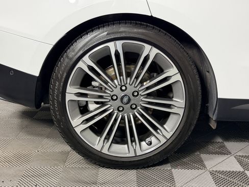 Used 2023 Land Rover Range Rover Sport SE image 12