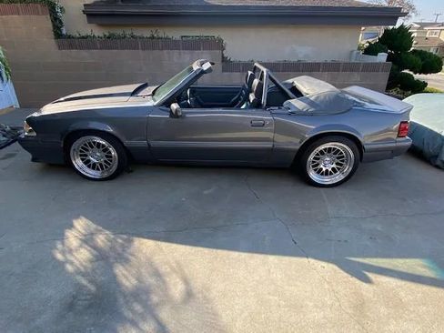 Used 1989 Ford Mustang GT image 2