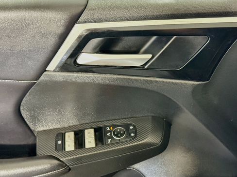 Used 2023 Mitsubishi Outlander SE AWD/4WD image 24