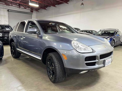 Used 2004 Porsche Cayenne S AWD/4WD image 24