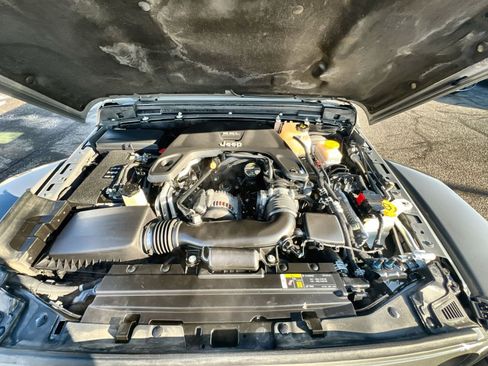 Used 2020 Jeep Wrangler Unlimited Rubicon w/ Dual Top Group image 28