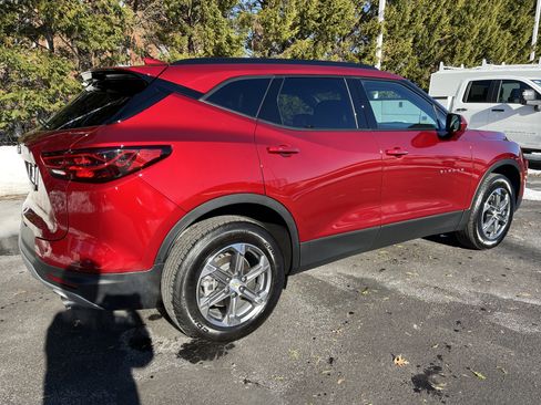 Used 2024 Chevrolet Blazer LT w/ Convenience Package image 10