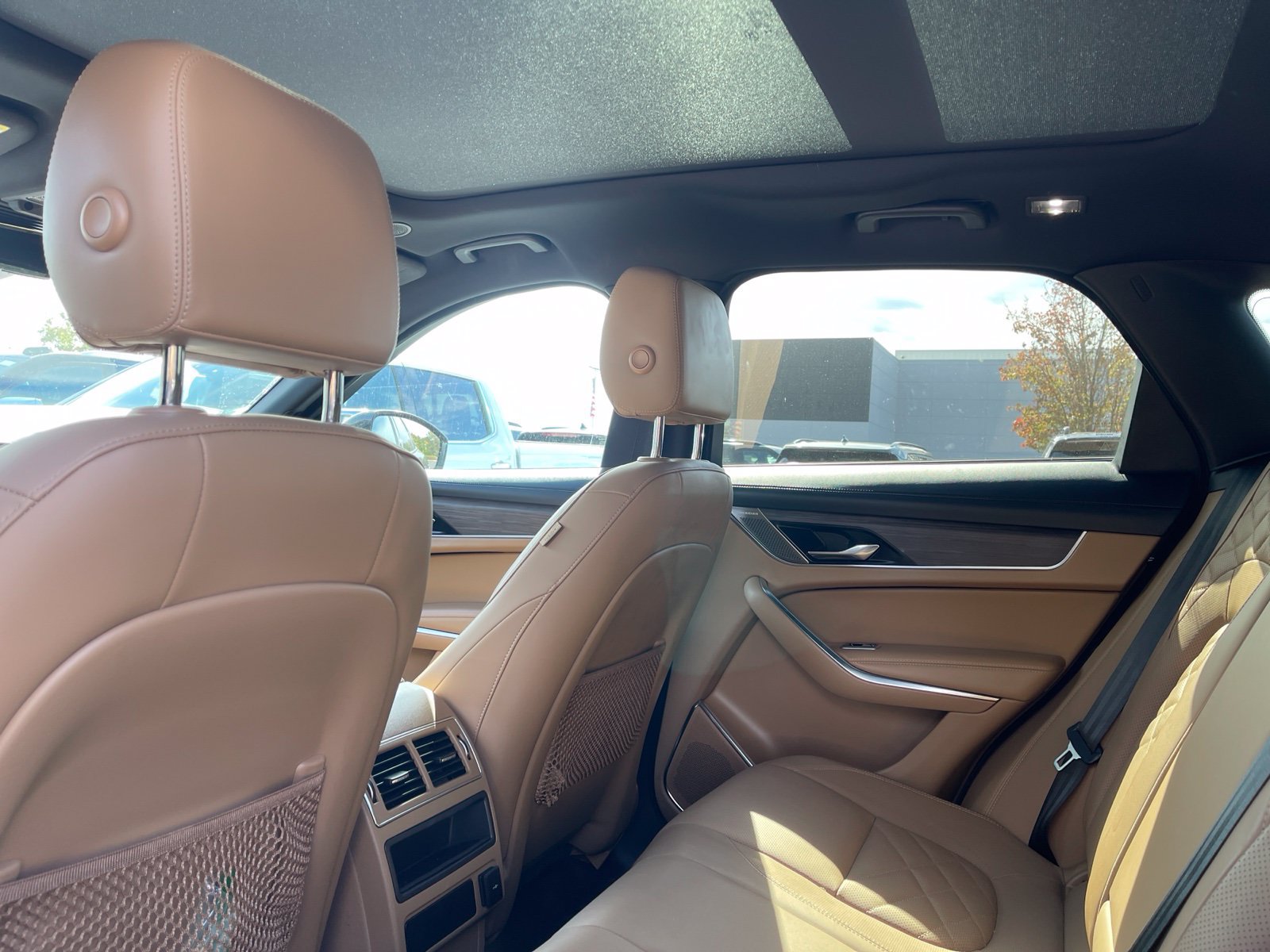 Used 2023 Jaguar F-PACE S AWD/4WD image 4