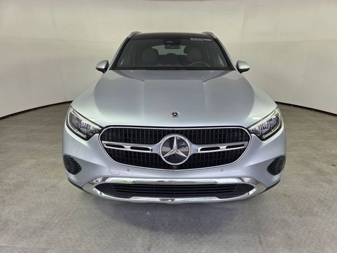 Certified 2025 Mercedes-Benz GLC 300 image 2
