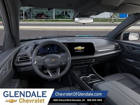 New 2026 Chevrolet Traverse LT w/ LPO, Floor Liner Package FWD image 15