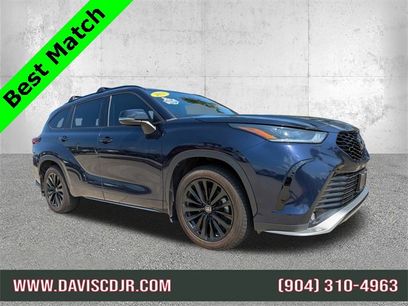 Used 2023 Toyota Highlander XSE