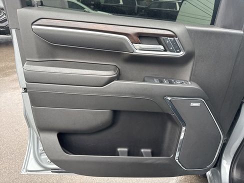 Used 2024 GMC Sierra 1500 SLT w/ SLT Premium Plus Package image 10