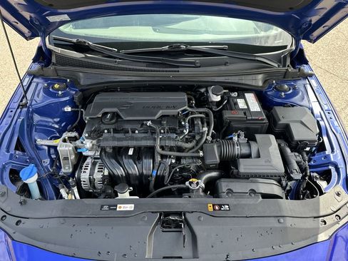Used 2025 Hyundai Elantra SEL FWD image 34