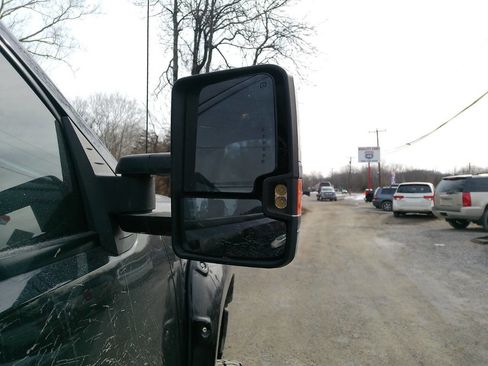 Used 2011 GMC Sierra 2500 SLE w/ SLE Preferred Package image 24