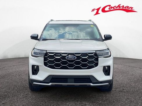 New 2026 Ford Explorer Platinum w/ LUX Leather Package AWD/4WD image 2