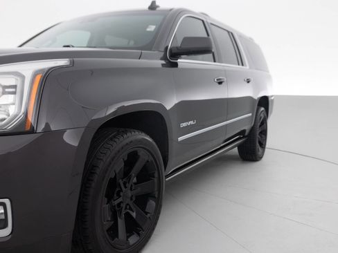 Used 2018 GMC Yukon XL Denali w/ Denali Ultimate Package AWD/4WD image 12