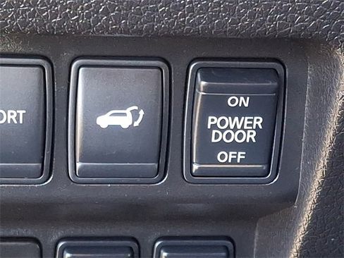 Used 2014 Nissan Rogue SL image 21