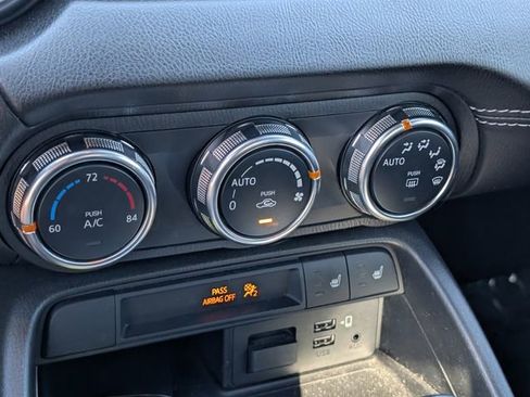 Used 2023 MAZDA MX-5 Miata Grand Touring image 25