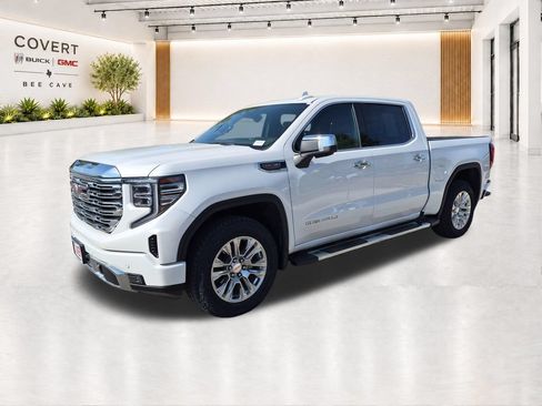 Used 2023 GMC Sierra 1500 Denali AWD/4WD image 4