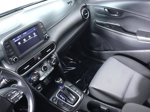 Used 2019 Hyundai Kona SEL image 36