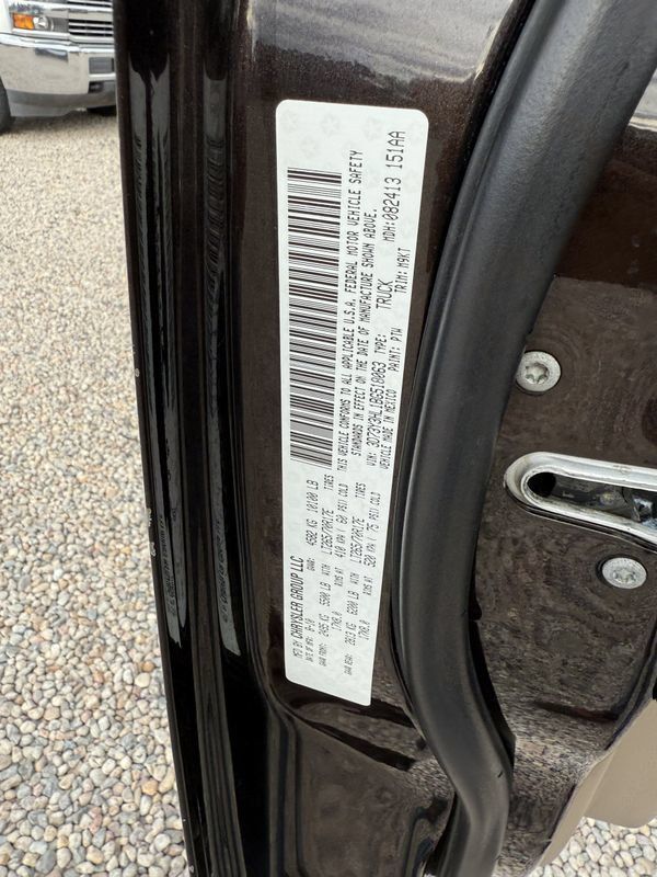 Used 2011 RAM 3500 SLT w/ Luxury Group AWD/4WD image 39