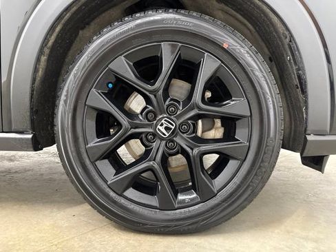 Used 2025 Honda HR-V Sport image 11