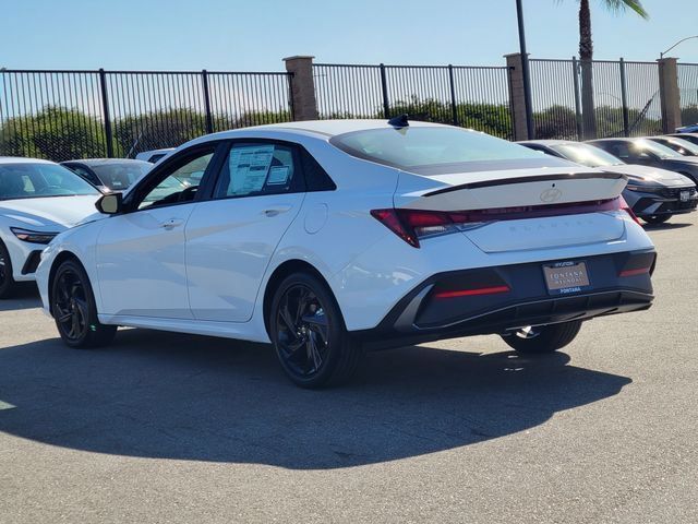 New 2026 Hyundai Elantra SEL Sport FWD image 3