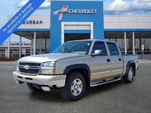 Used 2006 Chevrolet Silverado 1500 LT w/ Onstar Plus Package AWD/4WD image 1