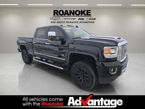 Used 2017 GMC Sierra 2500 Denali w/ Duramax Plus Package image 9