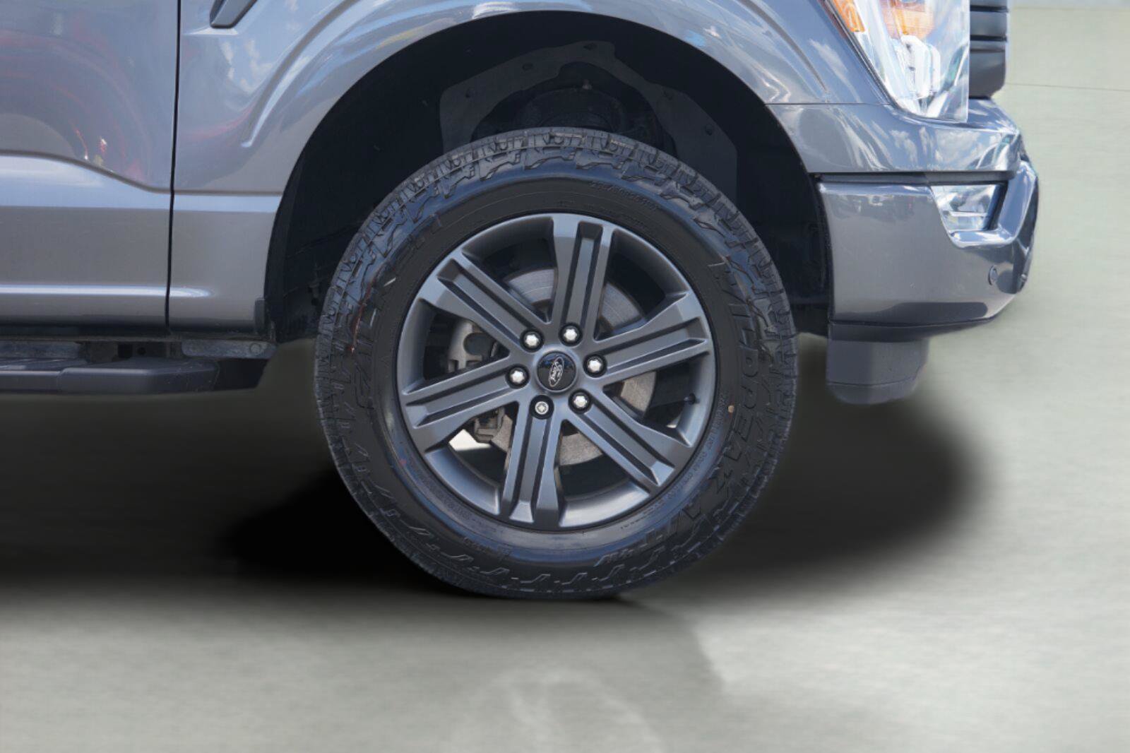 Used 2021 Ford F150 XLT w/ Equipment Group 302A High AWD/4WD image 4