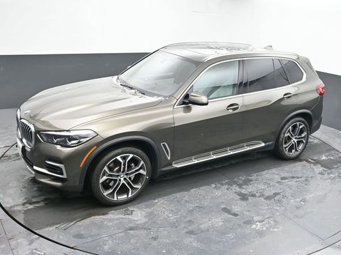 Used 2023 BMW X5 xDrive40i w/ Premium Package image 35
