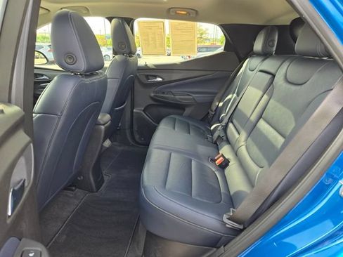 Used 2022 Chevrolet Bolt EUV Premier w/ Launch Edition FWD image 28