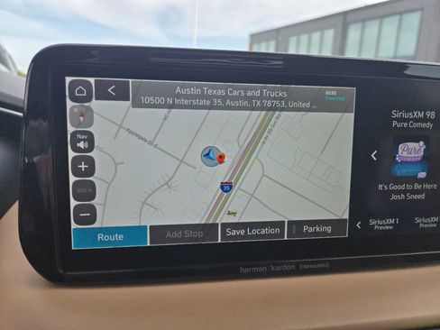 Used 2023 Hyundai Santa Fe Calligraphy image 17