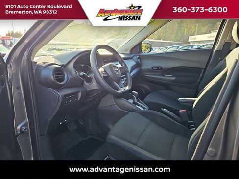 Used 2024 Nissan Kicks S image 15