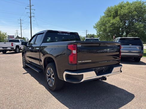Used 2020 Chevrolet Silverado 1500 LT w/ Texas Edition RWD image 6