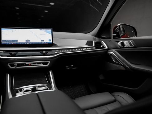 Used 2025 BMW X6 xDrive40i w/ Premium Package image 41