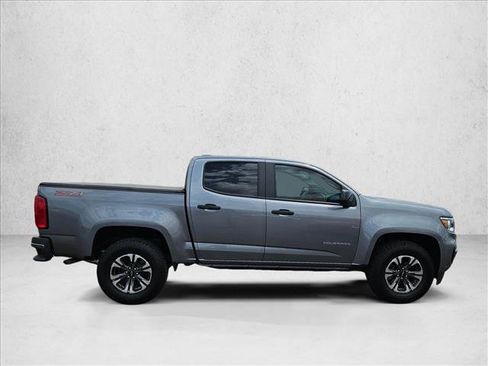 Used 2022 Chevrolet Colorado Z71 w/ Safety Package RWD image 4