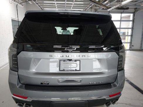 New 2026 Chevrolet Suburban Premier w/ Sun And Tow Package AWD/4WD image 33
