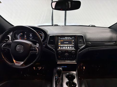 Used 2017 Jeep Grand Cherokee Trailhawk AWD/4WD image 23