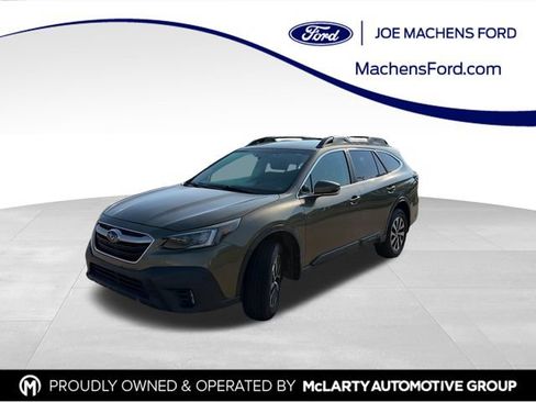 Used 2020 Subaru Outback Premium AWD/4WD image 1