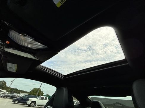 Used 2022 BMW M440i Coupe image 33