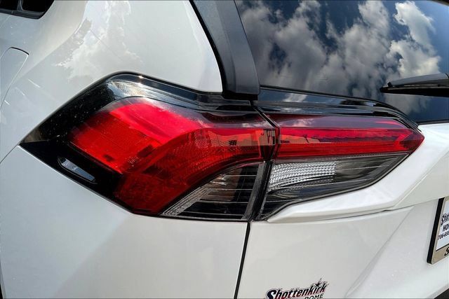 Used 2023 Toyota RAV4 XLE FWD image 25
