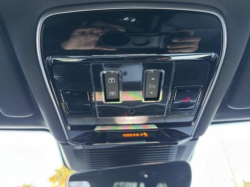 New 2026 Land Rover Range Rover SE image 28