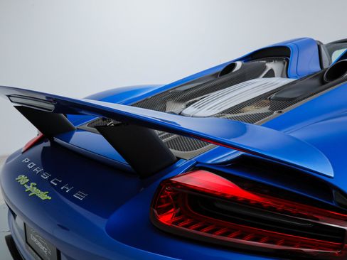 Used 2015 Porsche 918 Spyder AWD/4WD image 20