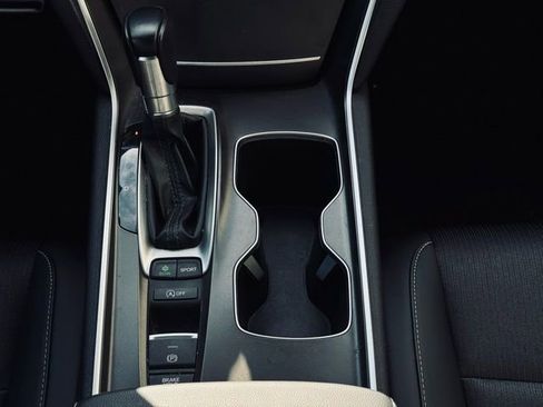 Used 2022 Honda Accord Sport image 27