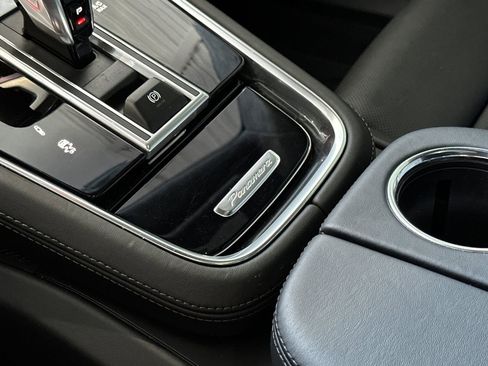 Used 2022 Porsche Panamera Turbo S image 26