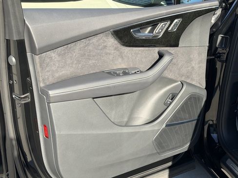 Used 2024 Audi SQ7 Premium Plus w/ S Sport Package image 27