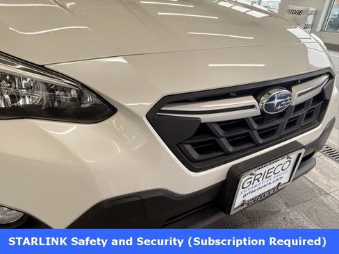 Used 2021 Subaru Crosstrek 2.0i Premium image 3