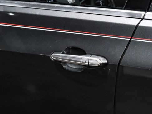 Used 2018 Cadillac CTS Luxury AWD/4WD image 40