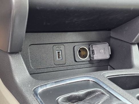 Used 2019 Ford Escape SE FWD image 20