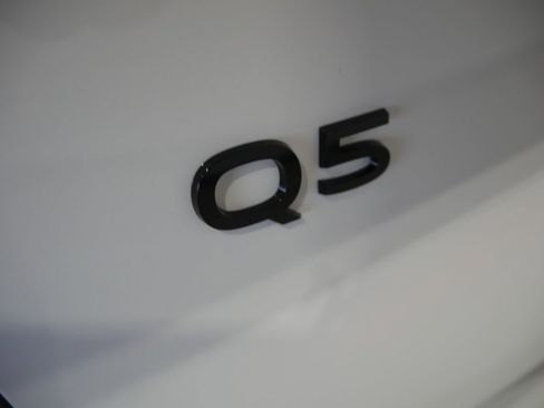New 2025 Audi Q5 Premium Plus image 9