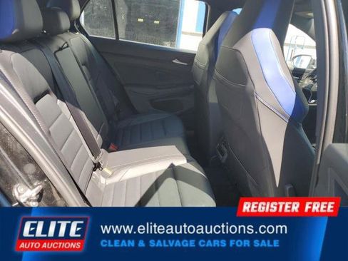 Used 2024 Volkswagen Golf R image 20
