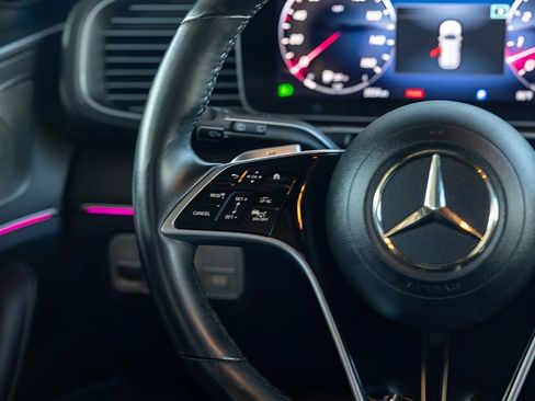 Used 2024 Mercedes-Benz GLE 450 4MATIC w/ AMG Line Exterior image 29
